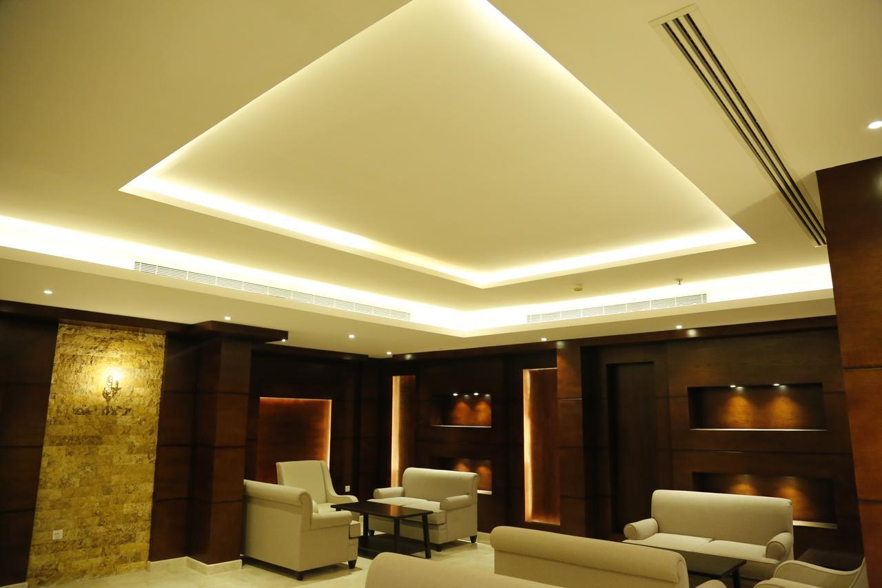 Flora Hotel Suite 2 فلورا2 للشقق المخدومة Ar Riyad Esterno foto