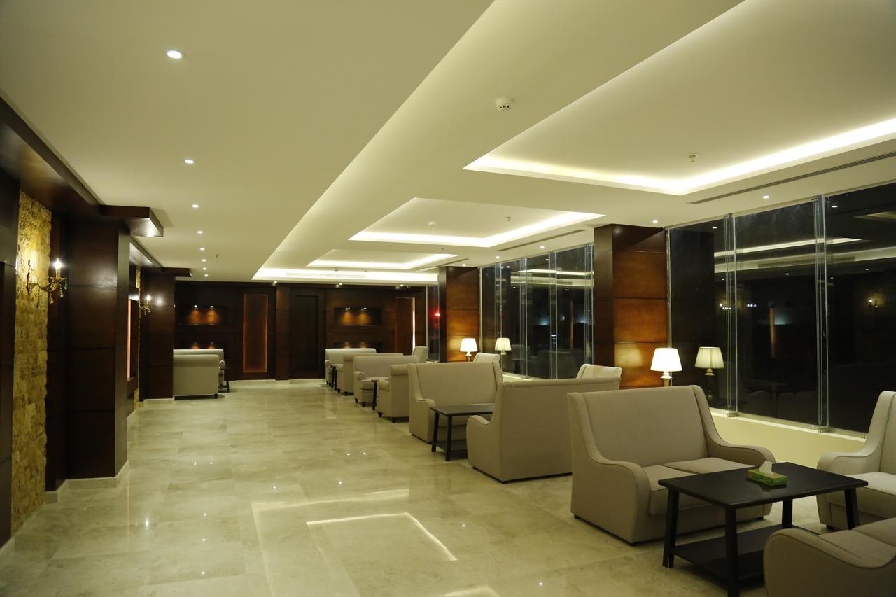Flora Hotel Suite 2 فلورا2 للشقق المخدومة Ar Riyad Esterno foto