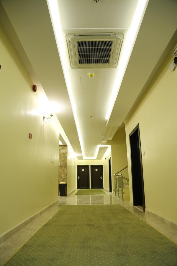 Flora Hotel Suite 2 فلورا2 للشقق المخدومة Ar Riyad Esterno foto