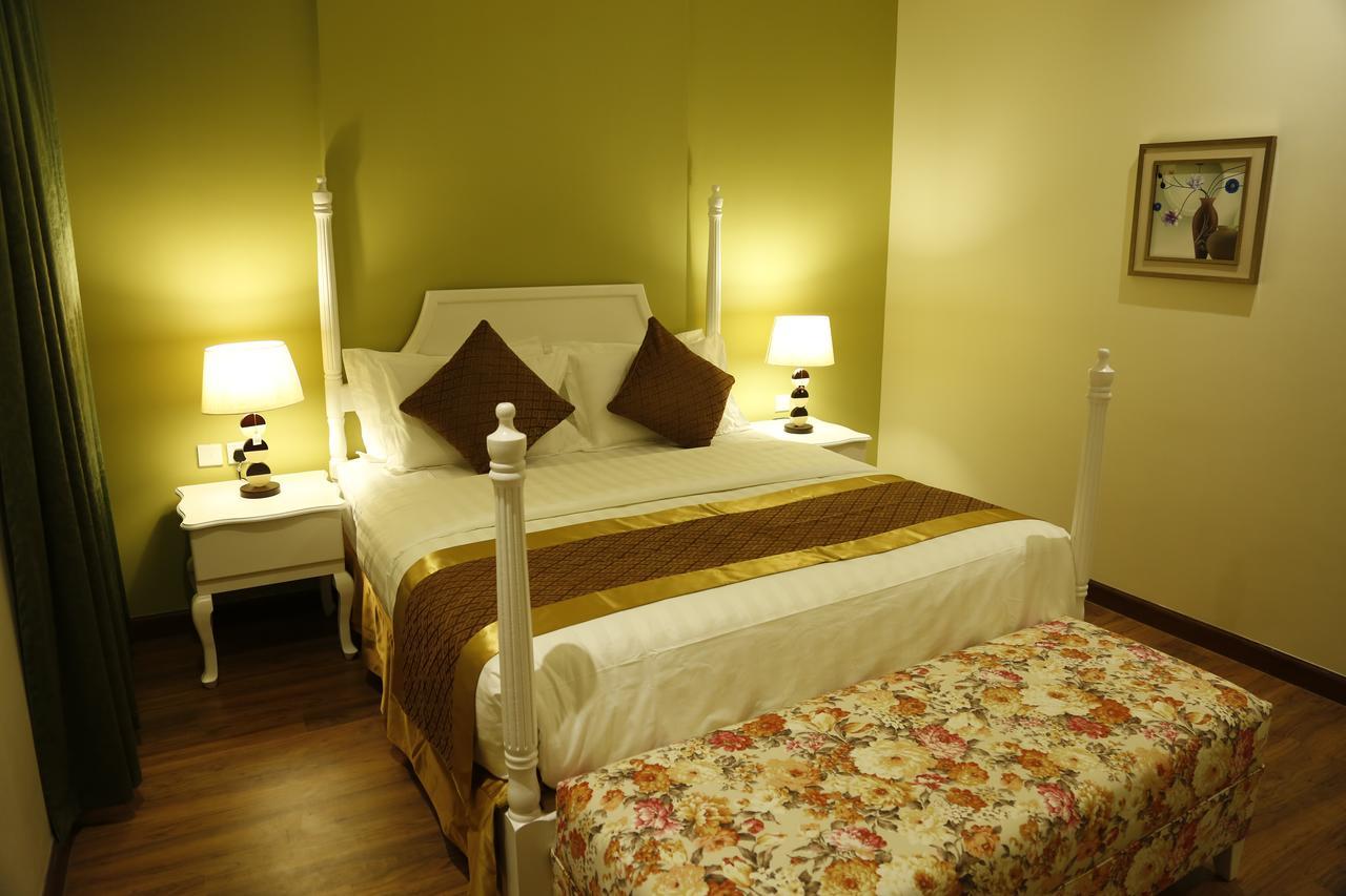 Flora Hotel Suite 2 فلورا2 للشقق المخدومة Ar Riyad Esterno foto