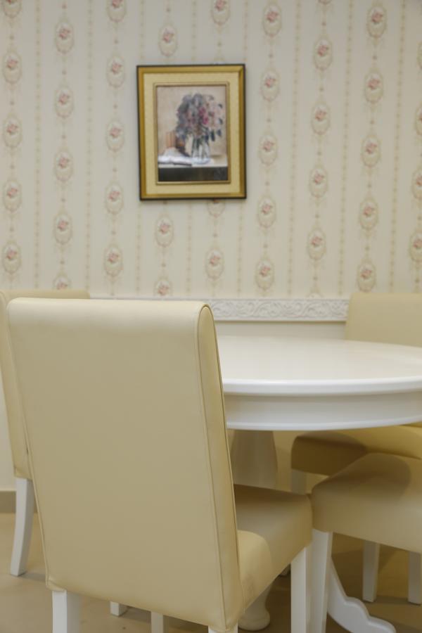 Flora Hotel Suite 2 فلورا2 للشقق المخدومة Ar Riyad Esterno foto